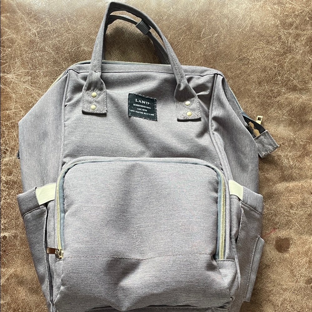 LAND Mommy And Baby Bag. Chic Mom. Good Condition.